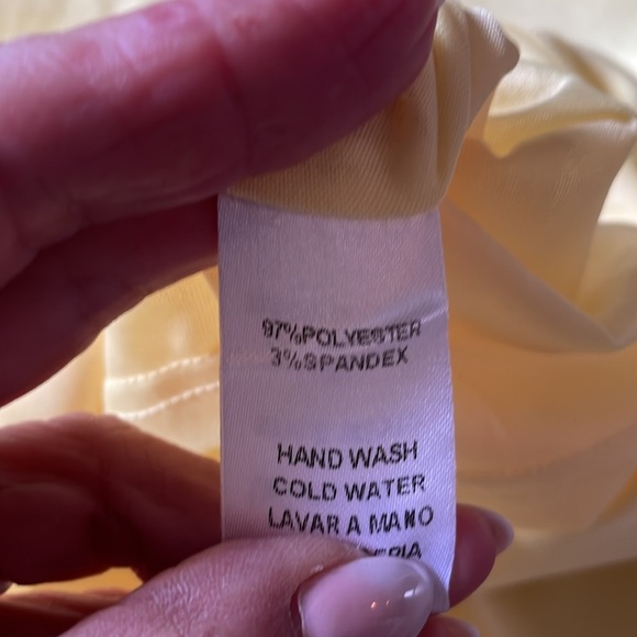 This Girl Fit and Flare dress Butter Yellow Tie Waist Size S Above knee Cocktail - Picture 13 of 14